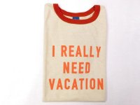 グッドオン　 半袖リンガープリントTシャツ   NEED VACATION    　オレンジ