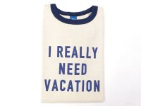 グッドオン　 半袖リンガープリントTシャツ   NEED VACATION    　ネイビー