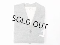FELCO   V NECK BUTTON LETTERED CARDIGAN　　　チャコールヘザー