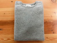 ウィリアムロッキー 　ラムウール   クルーネックセーター　    FLANNEL(ライトグレー)
