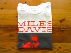 画像1: BLUESCENTRIC    半袖プリントTシャツ　　MILES DAVIS      White
