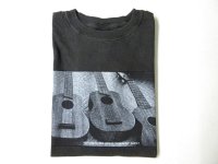 Good On　3UKULELES   PHOTO プリントSS Tシャツ　　　P-BLACK