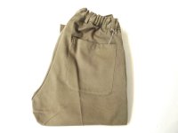 Au Vrai Chic Britain　  STRAIT PANTS　Brisbane moss keats twill　　FAWN
