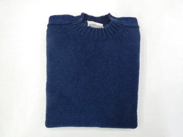 画像1: JAMIESON'S ３PLAY SADDLE SHOULDER クルーネックセーター　　   PRUSIAN BLUE(ブルー) (1)