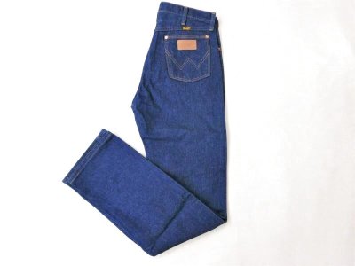 画像1: Wrangler   13MWZ    2000年代　　ブロークンデニム   W33/L34 　　MADE IN USA