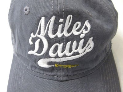 画像3: BLUESCENTRIC    MILES DAVIS TRUMPET CAP        GREY