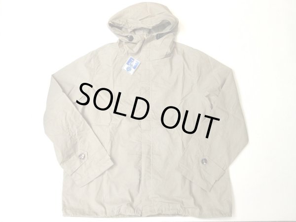 画像1: Au Vrai Chic Britain    HOODED RAIN JKT    KHAKI (1)