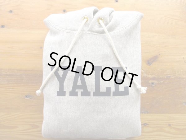 画像1: CHAMPION   REVERSE WEAVE フーデッドスウェット　TRUE TO ARCHIVES  　YALE (シルバーグレー×ネイビー) (1)