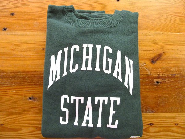 画像1: CHAMPION   REVERSE WEAVE　TRUE TO ARCHIVES クルースウェット　MICHIGAN STATE (グリーン) (1)