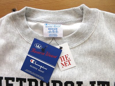 画像3:   METROPOLITAN MUSEUM   チャンピオン リバースウィーブ    CREW NECK プリントSWEAT       シルバーグレー